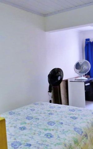 Casa à venda com 60m², 2 quartos e sem vaga Casa à venda com 60m², 2 quartos e sem vagaQuarto Suíte
