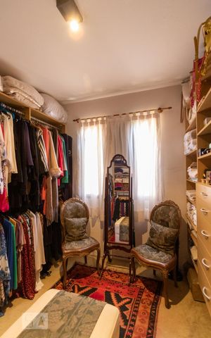 Apartamento à venda com 100m², 3 quartos e 2 vagasCloset da suíte