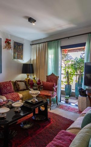 Apartamento à venda com 100m², 3 quartos e 2 vagasSala