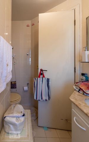 Apartamento à venda com 100m², 3 quartos e 2 vagasBanheiro da Suíte