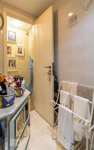 Apartamento à venda com 100m², 3 quartos e 2 vagasBanheiro