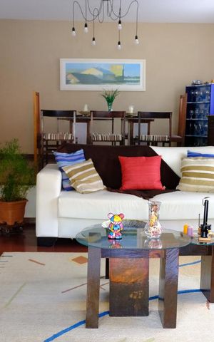 Casa à venda com 500m², 3 quartos e 2 vagasSala