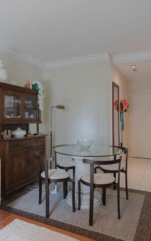Apartamento à venda com 55m², 1 quarto e 1 vagaSala