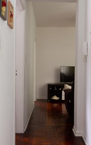 Apartamento à venda com 75m², 2 quartos e sem vagaCorredor