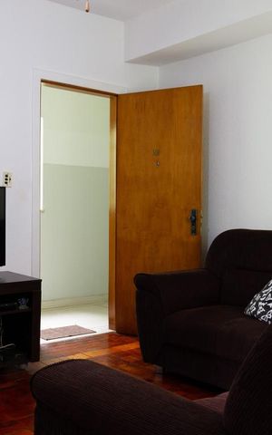 Apartamento à venda com 75m², 2 quartos e sem vagaSala