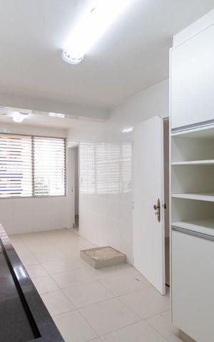Apartamento à venda com 102m², 2 quartos e 2 vagasCozinha