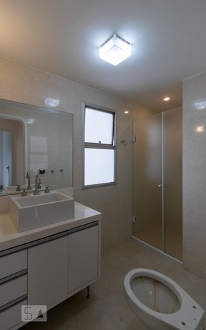 Apartamento à venda com 102m², 2 quartos e 2 vagasBanheiro