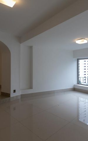 Apartamento à venda com 102m², 2 quartos e 2 vagasSala
