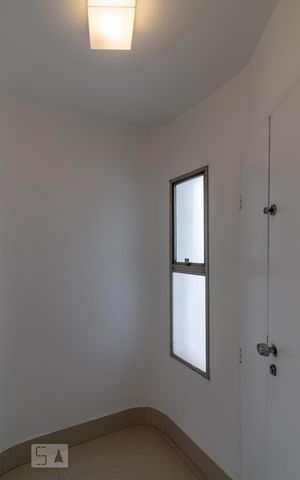 Apartamento à venda com 102m², 2 quartos e 2 vagasQuarto
