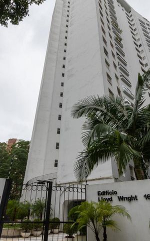 Apartamento à venda com 102m², 2 quartos e 2 vagasFachada