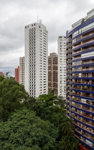 Apartamento à venda com 102m², 2 quartos e 2 vagasVista
