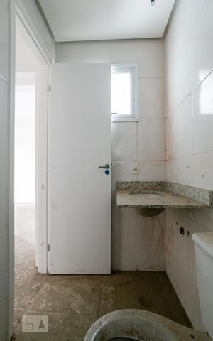 Apartamento à venda com 95m², 4 quartos e 2 vagas Apartamento à venda com 95m², 4 quartos e 2 vagasBanheiro