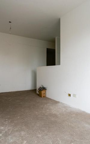 Apartamento à venda com 95m², 4 quartos e 2 vagas Apartamento à venda com 95m², 4 quartos e 2 vagasSala