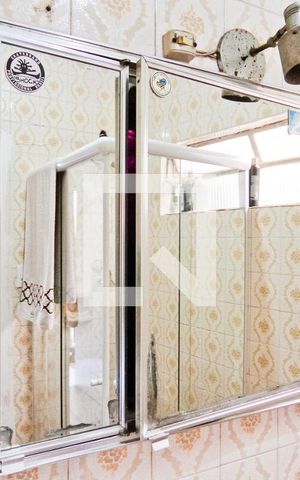 Casa à venda com 150m², 3 quartos e 1 vaga Casa à venda com 150m², 3 quartos e 1 vagaBanheiro 2