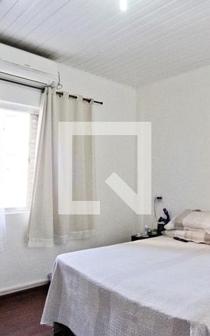 Casa à venda com 150m², 3 quartos e 1 vaga Casa à venda com 150m², 3 quartos e 1 vagaQuarto 1