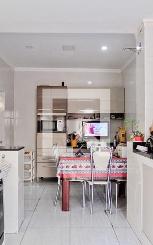 Casa à venda com 150m², 3 quartos e 1 vaga Casa à venda com 150m², 3 quartos e 1 vagaCozinha