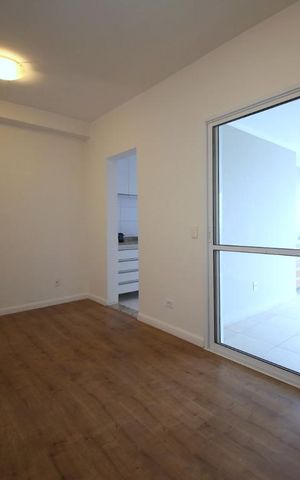 Apartamento à venda com 75m², 2 quartos e 2 vagasSala 