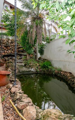 Casa à venda com 769m², 3 quartos e 5 vagas Casa à venda com 769m², 3 quartos e 5 vagasDetalhe Cascata