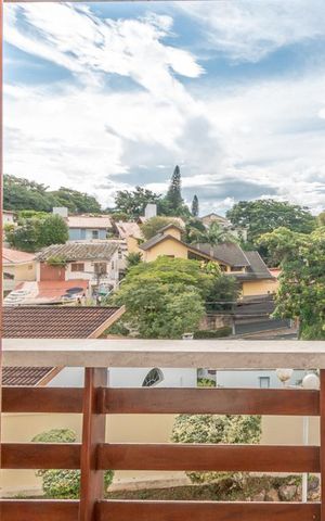 Casa à venda com 769m², 3 quartos e 5 vagas Casa à venda com 769m², 3 quartos e 5 vagasVaranda da Suite 1