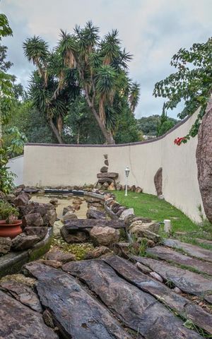 Casa à venda com 769m², 3 quartos e 5 vagas Casa à venda com 769m², 3 quartos e 5 vagasDetalhe da Entrada