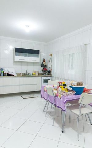 Casa à venda com 160m², 3 quartos e 4 vagasCozinha