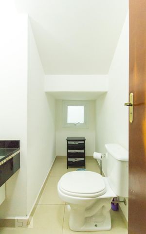 Casa à venda com 160m², 3 quartos e 4 vagasLavabo