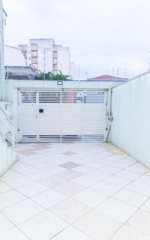 Casa à venda com 160m², 3 quartos e 4 vagasGaragem