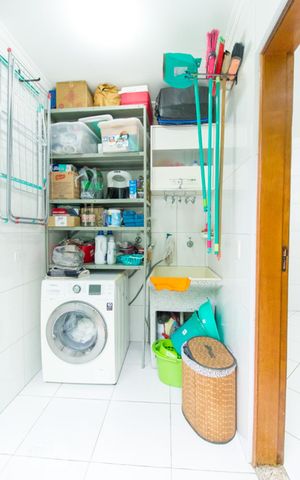 Casa à venda com 160m², 3 quartos e 4 vagasÁrea de Serviço