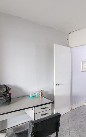 Casa à venda com 280m², 3 quartos e 2 vagas Casa à venda com 280m², 3 quartos e 2 vagasSala 2