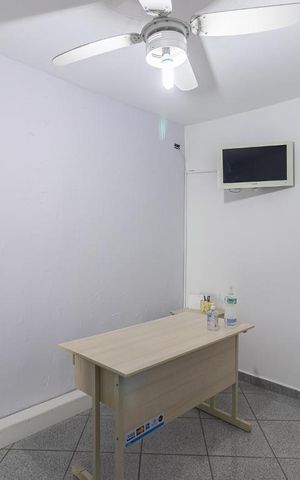 Casa à venda com 280m², 3 quartos e 2 vagas Casa à venda com 280m², 3 quartos e 2 vagasSala 2
