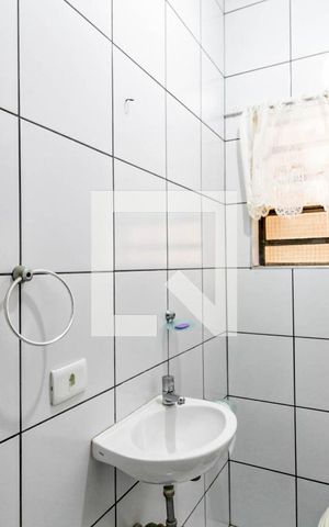 Casa à venda com 120m², 3 quartos e 2 vagas Casa à venda com 120m², 3 quartos e 2 vagasLavabo