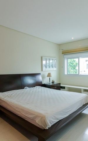Casa à venda com 285m², 4 quartos e 2 vagas Casa à venda com 285m², 4 quartos e 2 vagasSuite 3