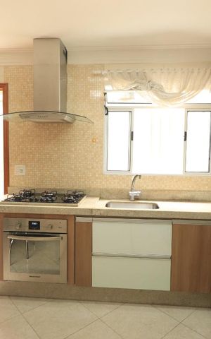 Casa à venda com 136m², 2 quartos e 2 vagasCozinha