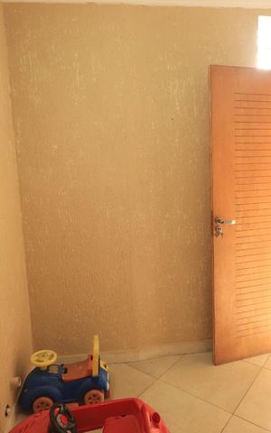Casa à venda com 136m², 2 quartos e 2 vagasQuarto de Serviço