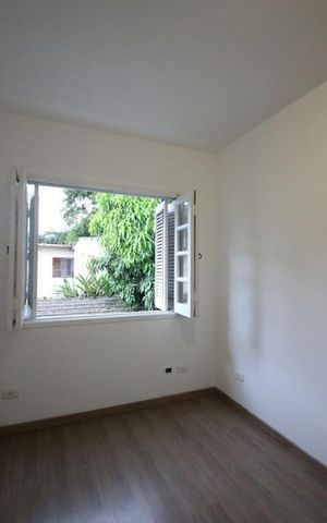 Casa de condomínio para alugar com 250m², 3 quartos e 3 vagasQuarto 2