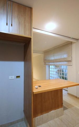 Casa de condomínio para alugar com 250m², 3 quartos e 3 vagasCozinha 