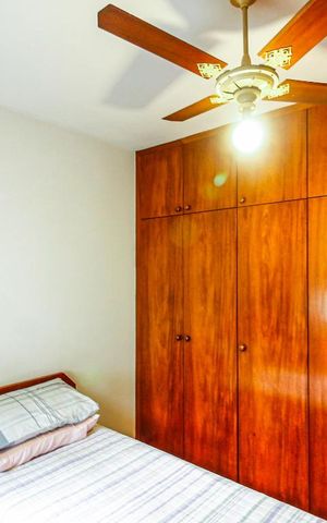 Casa à venda com 127m², 4 quartos e 2 vagas Casa à venda com 127m², 4 quartos e 2 vagasQuarto 2