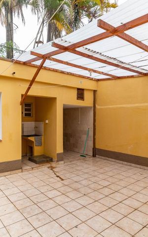 Casa para alugar com 170m², 2 quartos e 2 vagas Casa para alugar com 170m², 2 quartos e 2 vagasQuintal