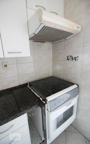 Apartamento para alugar com 75m², 3 quartos e 1 vaga Apartamento para alugar com 75m², 3 quartos e 1 vagaCozinha - Fogão