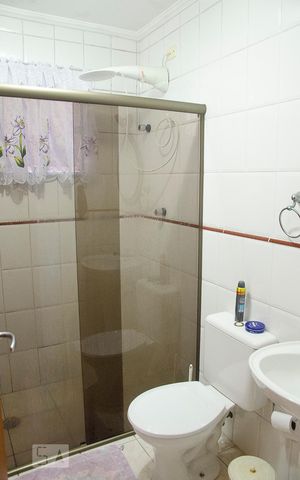 Casa à venda com 158m², 3 quartos e 3 vagasBanheiro da suíte 