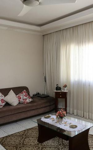 Casa à venda com 207m², 3 quartos e 2 vagasSala
