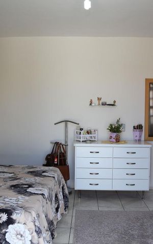 Casa à venda com 207m², 3 quartos e 2 vagasQuarto 3