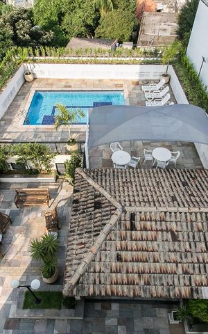 Apartamento à venda com 105m², 3 quartos e 2 vagasVista da Suíte (Piscina e Churrasqueira do Condomínio)