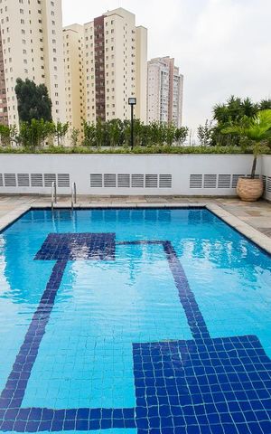 Apartamento à venda com 105m², 3 quartos e 2 vagasÁrea comum - Piscina