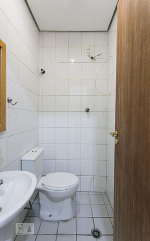 Apartamento à venda com 105m², 3 quartos e 2 vagasBanheiro de Serviço