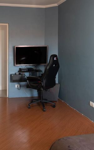 Casa à venda com 596m², 5 quartos e 8 vagas Casa à venda com 596m², 5 quartos e 8 vagasQuarto 2