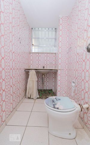 Apartamento à venda com 140m², 3 quartos e sem vagaLAVABO