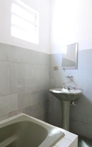 Casa à venda com 361m², 4 quartos e 3 vagasBanheiro de serviço