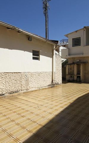 Casa à venda com 361m², 4 quartos e 3 vagasQuintal