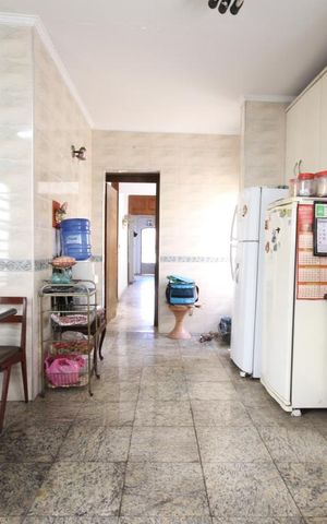 Casa à venda com 361m², 4 quartos e 3 vagasCozinha